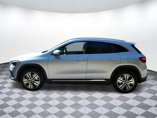 2025 Mercedes-Benz GLA 250 Base