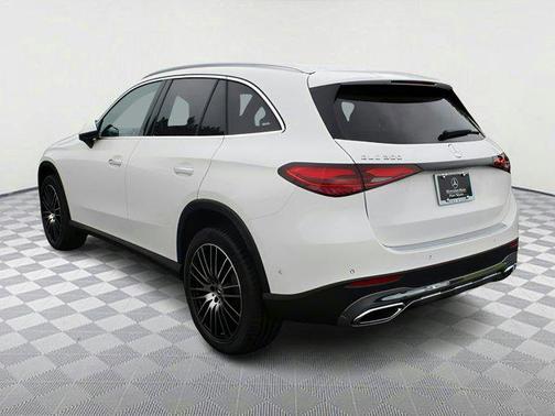 2025 Mercedes-Benz GLC 300 Base