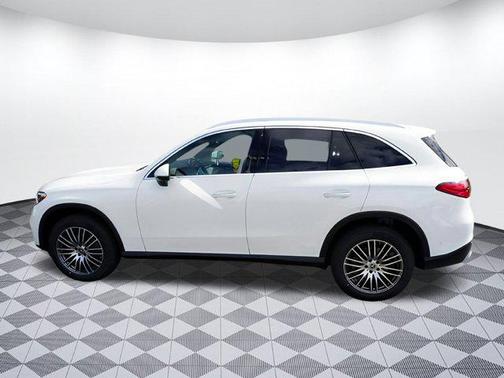 2025 Mercedes-Benz GLC 300 Base