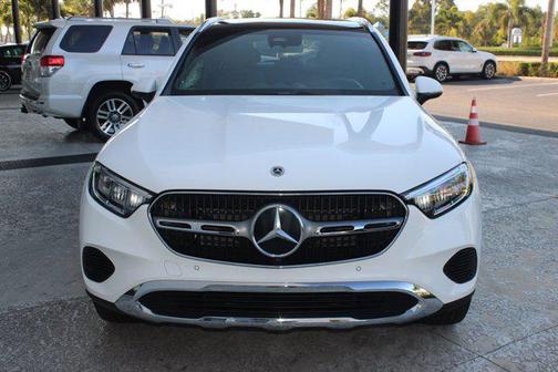 2025 Mercedes-Benz GLC 300 Base