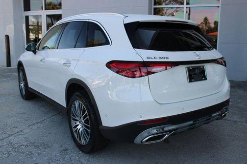 2025 Mercedes-Benz GLC 300 Base