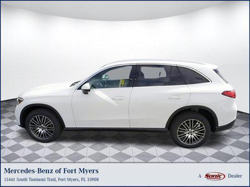 2025 Mercedes-Benz GLC 300 Base