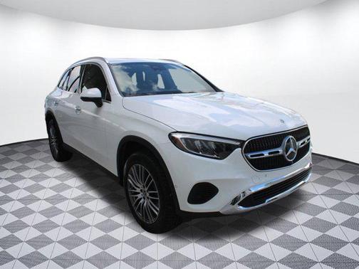 2025 Mercedes-Benz GLC 300 Base