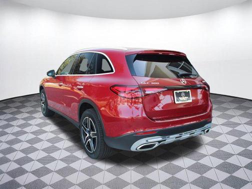 2026 Mercedes-Benz GLC 300 4MATIC