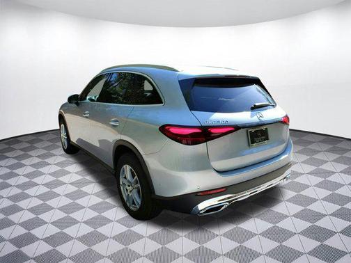 2025 Mercedes-Benz GLC 300 Base