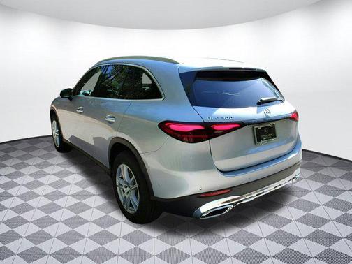 2025 Mercedes-Benz GLC 300 Base