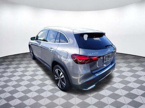 2025 Mercedes-Benz GLA 250 Base