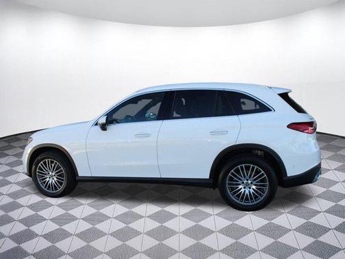 2026 Mercedes-Benz GLC 300 4MATIC