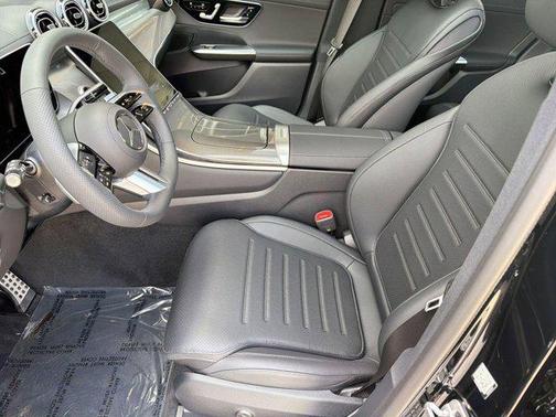 Black 2026 Mercedes-Benz GLC 300 Base