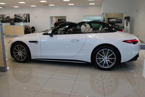 2023 Mercedes-Benz AMG SL 43 Base