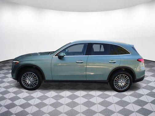 2026 Mercedes-Benz GLC 300 Base