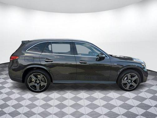 2025 Mercedes-Benz GLC 350e Base