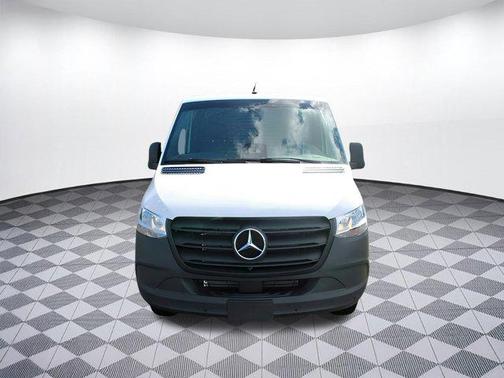 2025 Mercedes-Benz Sprinter 2500 Standard Roof