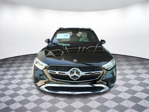 2025 Mercedes-Benz GLC 300 Base