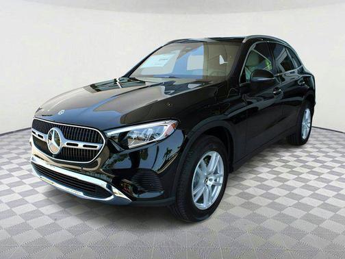 2025 Mercedes-Benz GLC 300 Base