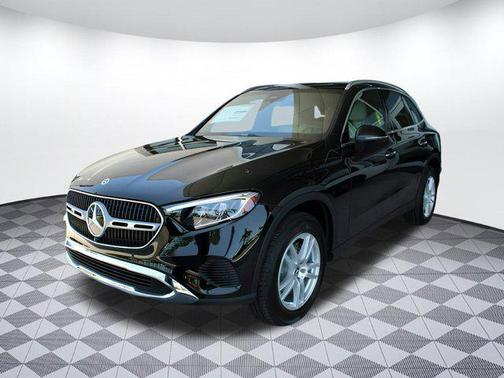 2025 Mercedes-Benz GLC 300 Base