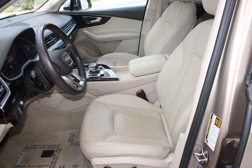 2019 Audi Q7 55 Prestige