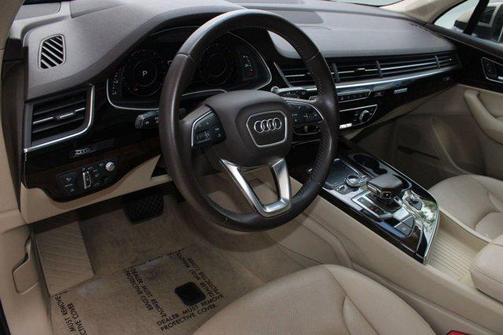 2019 Audi Q7 55 Prestige