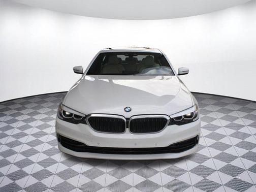 2019 BMW 530 530i