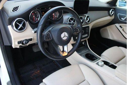 2018 Mercedes-Benz GLA 250 Base