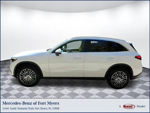 2025 Mercedes-Benz GLC 300 Base