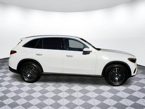 2025 Mercedes-Benz GLC 300 Base