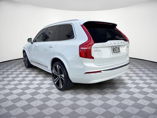 Crystal White Metallic 2024 Volvo XC90 B6 Ultimate Bright Theme 7-Seater