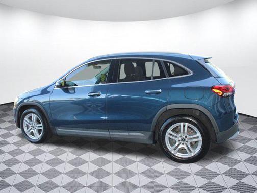 2021 Mercedes-Benz GLA 250 Base 4MATIC