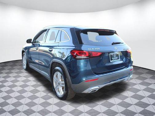 2021 Mercedes-Benz GLA 250 Base 4MATIC