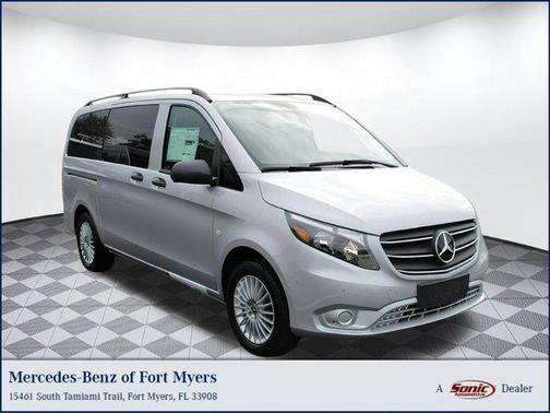 2023 Mercedes-Benz Metris Base