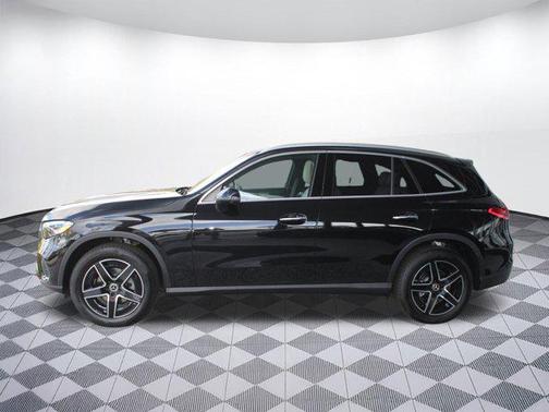 2026 Mercedes-Benz GLC 300 4MATIC