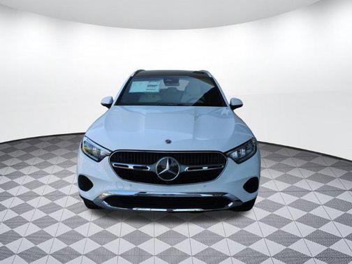 2025 Mercedes-Benz GLC 300 4MATIC