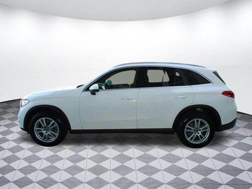 2025 Mercedes-Benz GLC 300 4MATIC