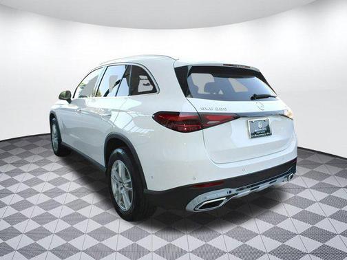 2025 Mercedes-Benz GLC 300 4MATIC