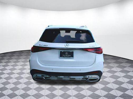 2025 Mercedes-Benz GLC 300 4MATIC