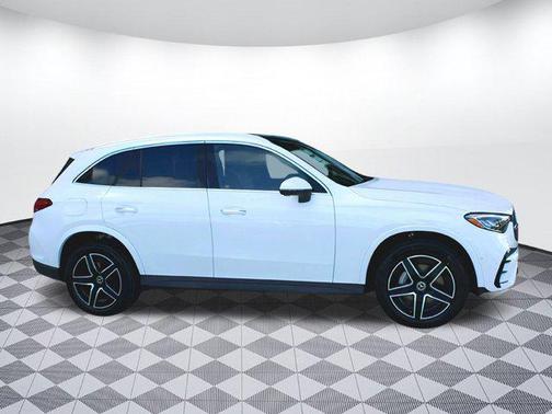 2025 Mercedes-Benz GLC 300 4MATIC
