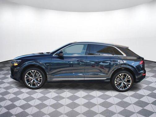2024 Audi Q8 55 Premium Plus