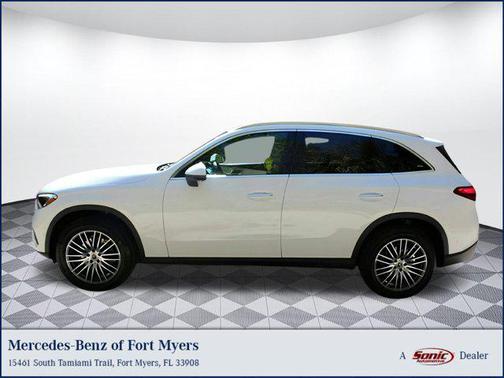 2025 Mercedes-Benz GLC 300 Base