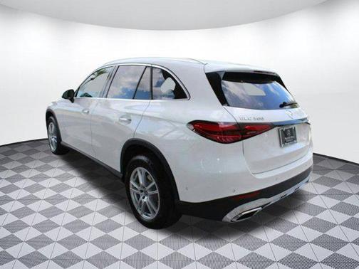 2025 Mercedes-Benz GLC 300 4MATIC