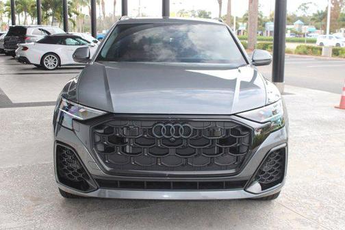 2024 Audi Q8 55 Premium Plus