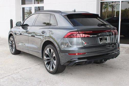 2024 Audi Q8 55 Premium Plus