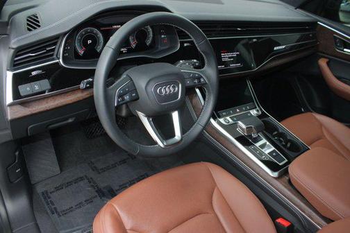 2024 Audi Q8 55 Premium Plus