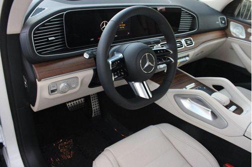 2026 Mercedes-Benz GLS 580 4MATIC