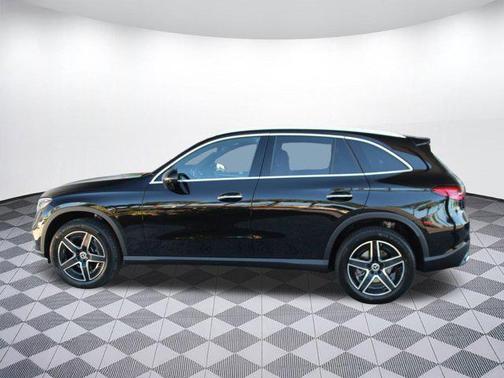 2026 Mercedes-Benz GLC 300 4MATIC