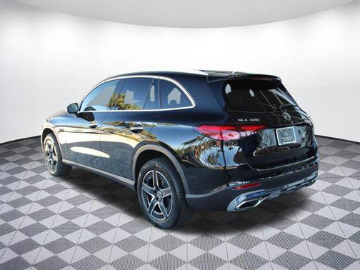 2026 Mercedes-Benz GLC 300 4MATIC