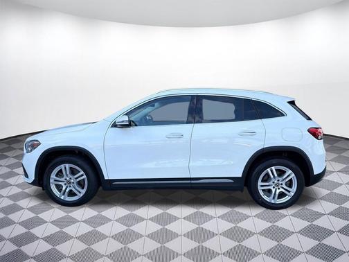White 2022 Mercedes-Benz GLA 250 Base