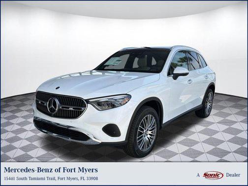 MANUFAKTUR Moonlight White Metallic 2026 Mercedes-Benz GLC 300 4MATIC