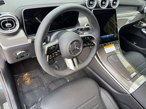 Graphite Grey Metallic 2026 Mercedes-Benz GLC 300 Base