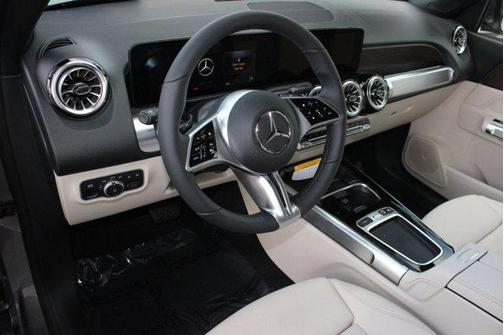 2026 Mercedes-Benz GLB 250 Base