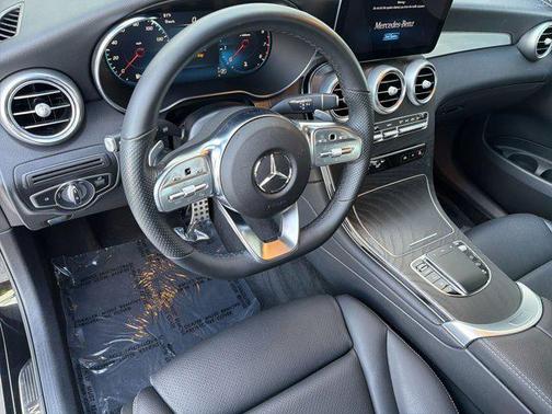 2022 Mercedes-Benz GLC 300 Base